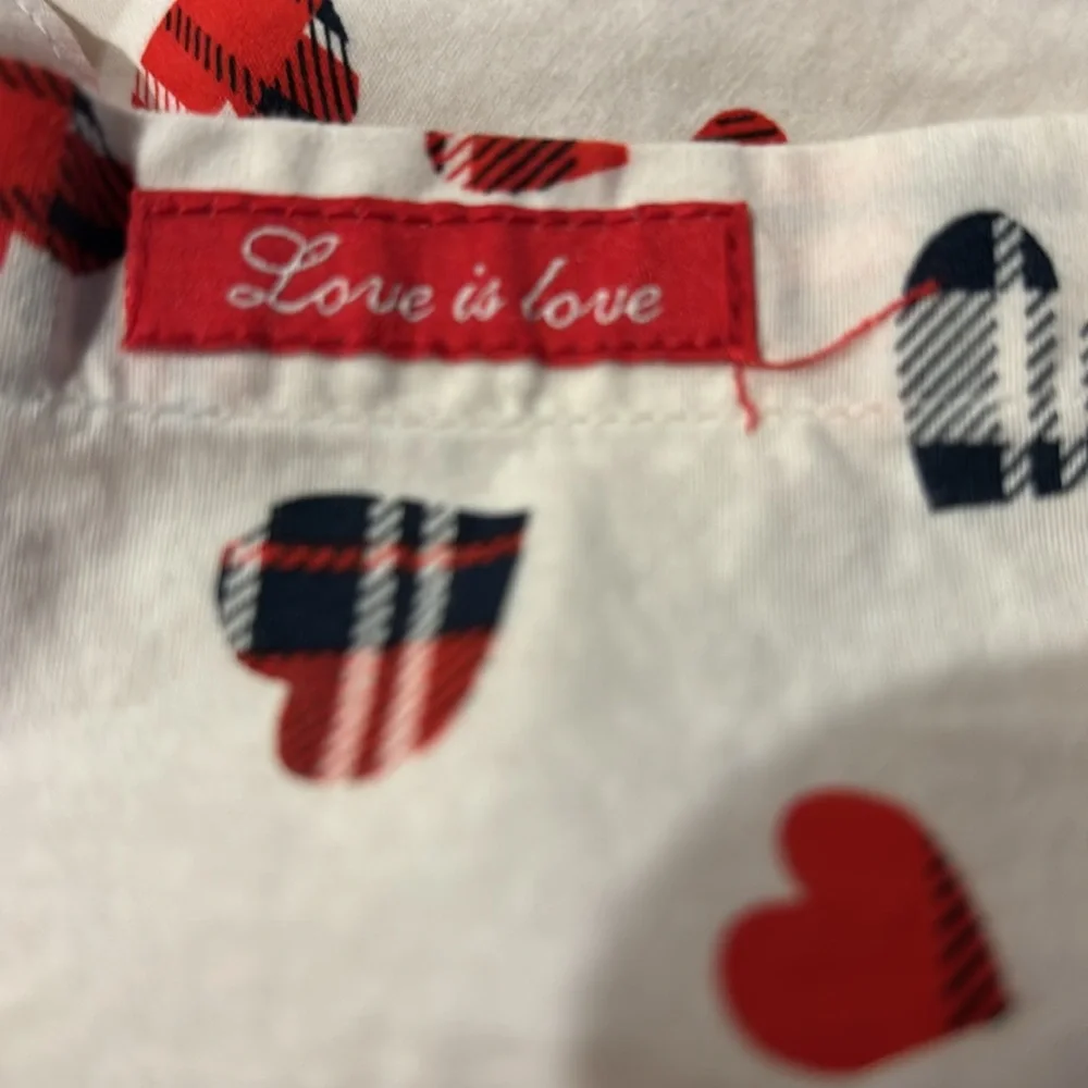 Denim & Flower White Cotton  Shirt with Red and Black Heart Design Medium